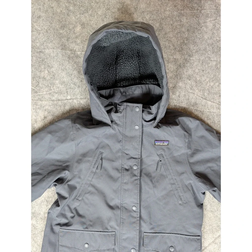 Patagonia Kids Insulated Waterproof Parka Jacket Gray Hooded Winter Warm‎